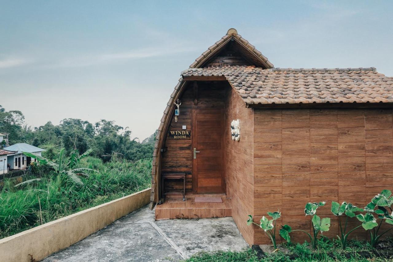 Tunjung Sari Villa Bedugul Redpartner Экстерьер фото
